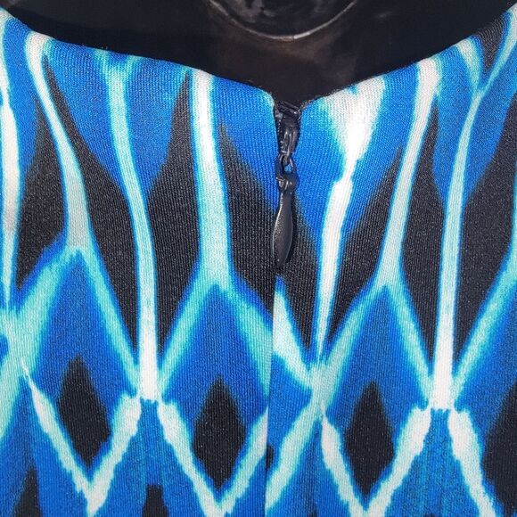 Calvin Klein chevron print scuba sheath dress size 2 - Picture 5 of 7